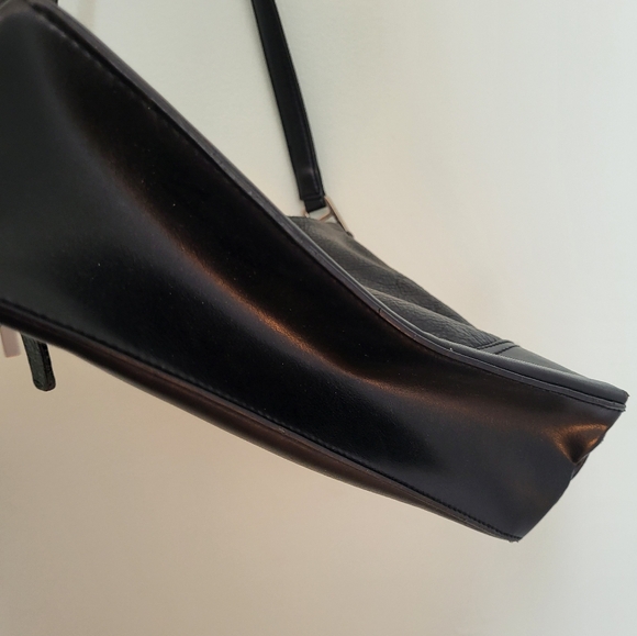 Coletta Black Leather Shoulder Bag Purse Zip Closure Single Strap - Picture 9 of 12